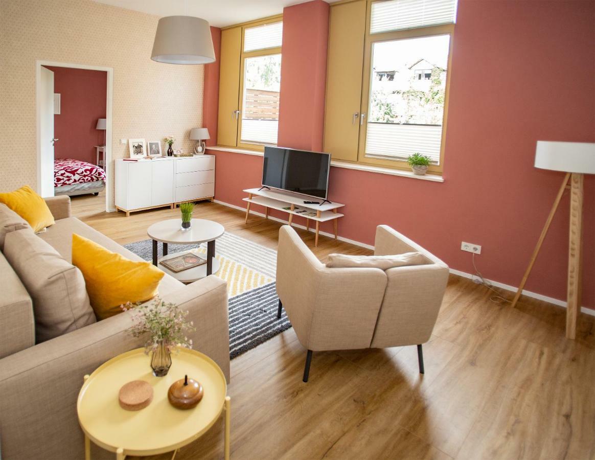 Eckhof Domizil - Grosszuegige Ferienwohnung Mit Kleinem Garten In Der Altstadt Von Gotha Luaran gambar