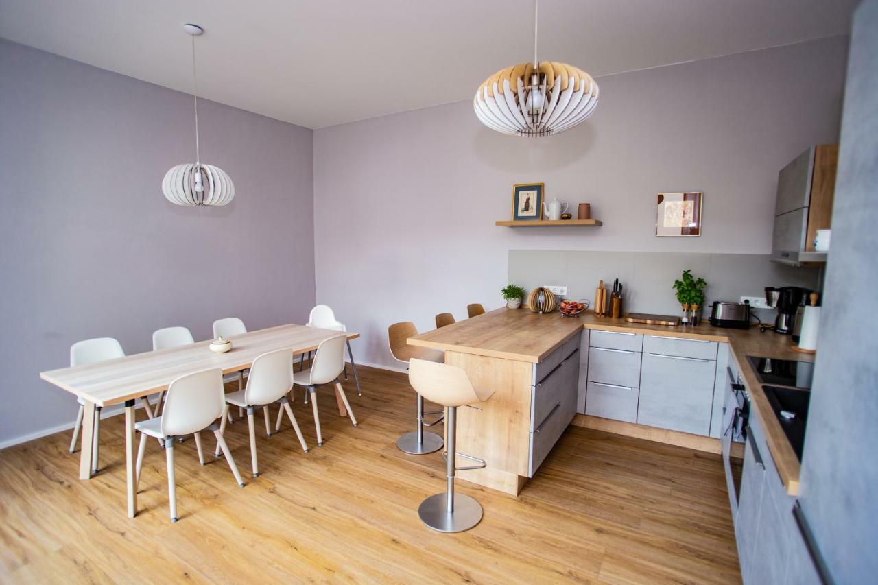 Eckhof Domizil - Grosszuegige Ferienwohnung Mit Kleinem Garten In Der Altstadt Von Gotha Luaran gambar