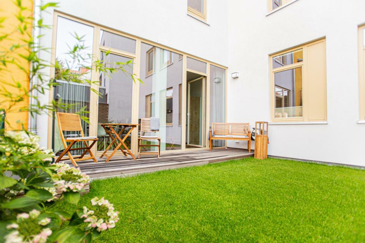 Eckhof Domizil - Grosszuegige Ferienwohnung Mit Kleinem Garten In Der Altstadt Von Gotha Luaran gambar